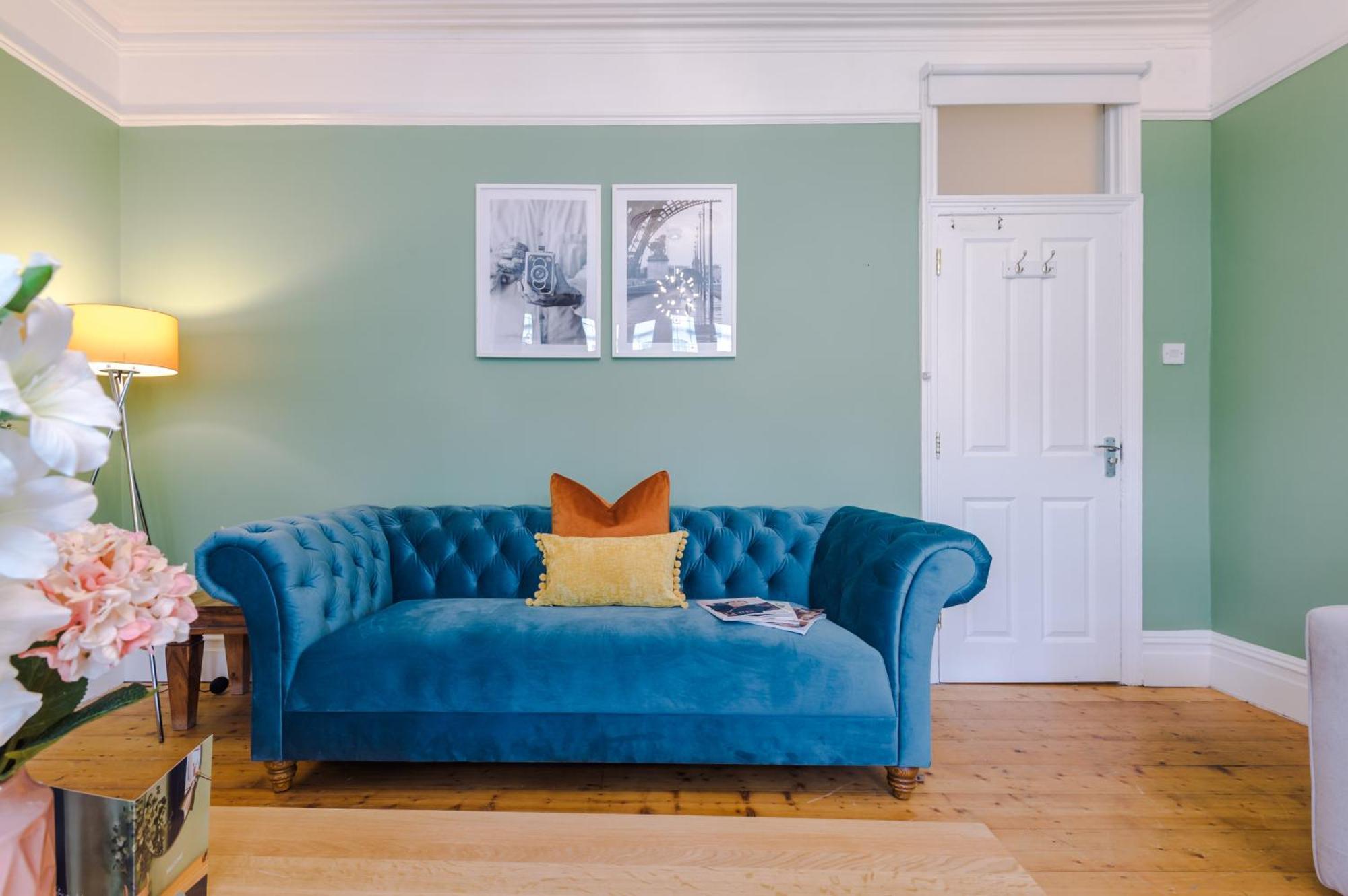 Incredible - Five Bedroom - 7 Actual Beds - 6 Bathroom House By Purestay - Central Bath With Parking エクステリア 写真